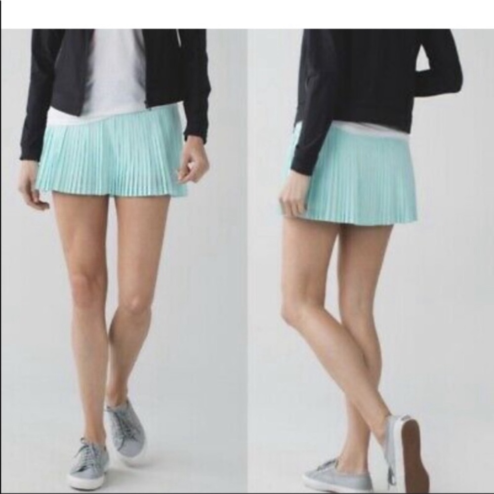 LULULEMON | Pleat To Street skort/skirt with shorts